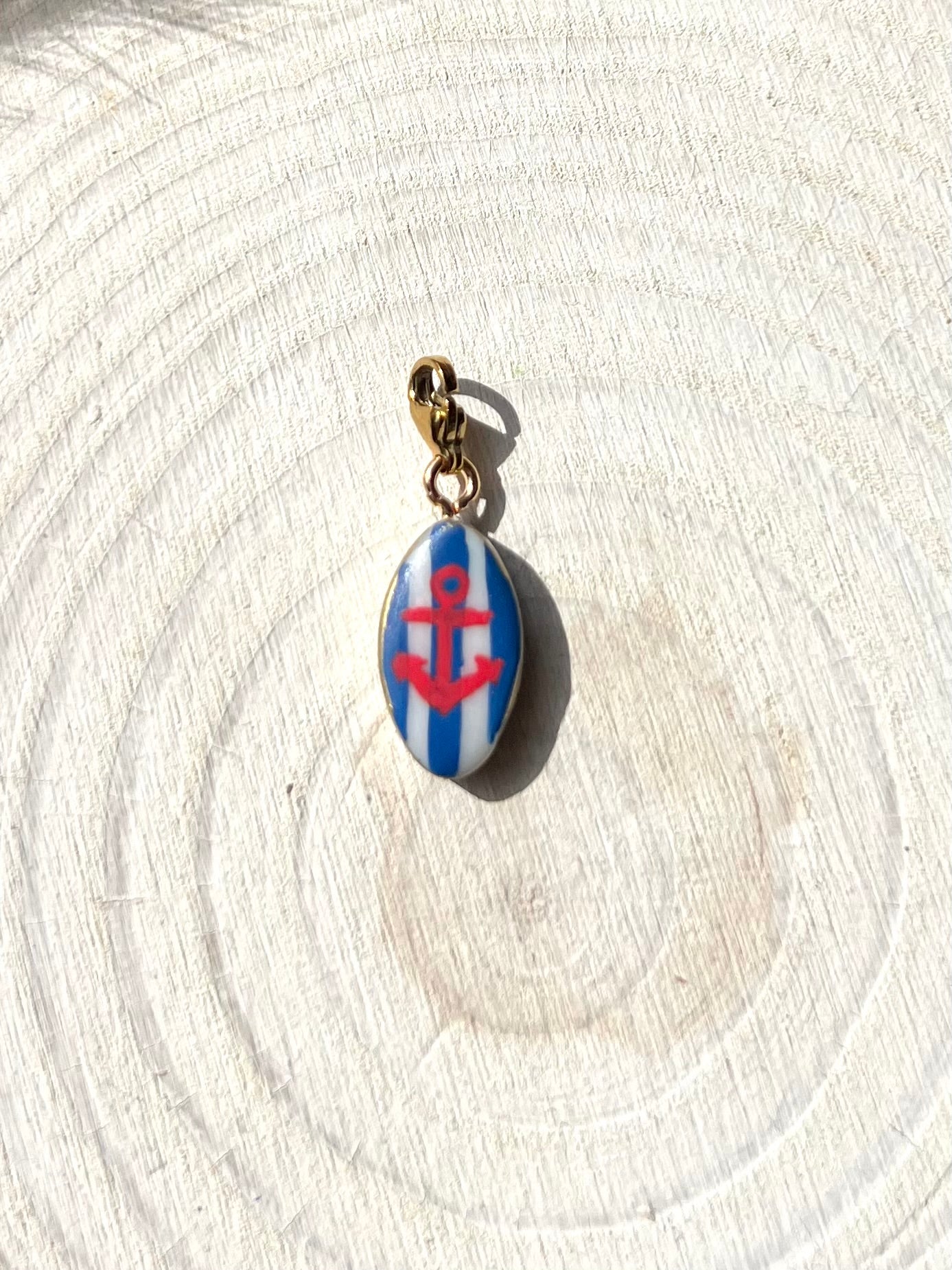 Hand painted charms - Golden sides