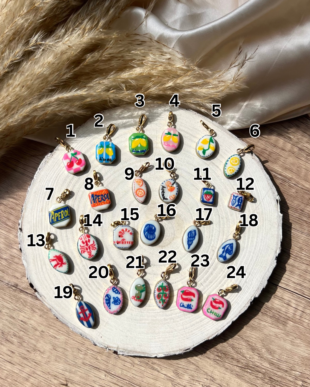 Hand painted charms - Golden sides