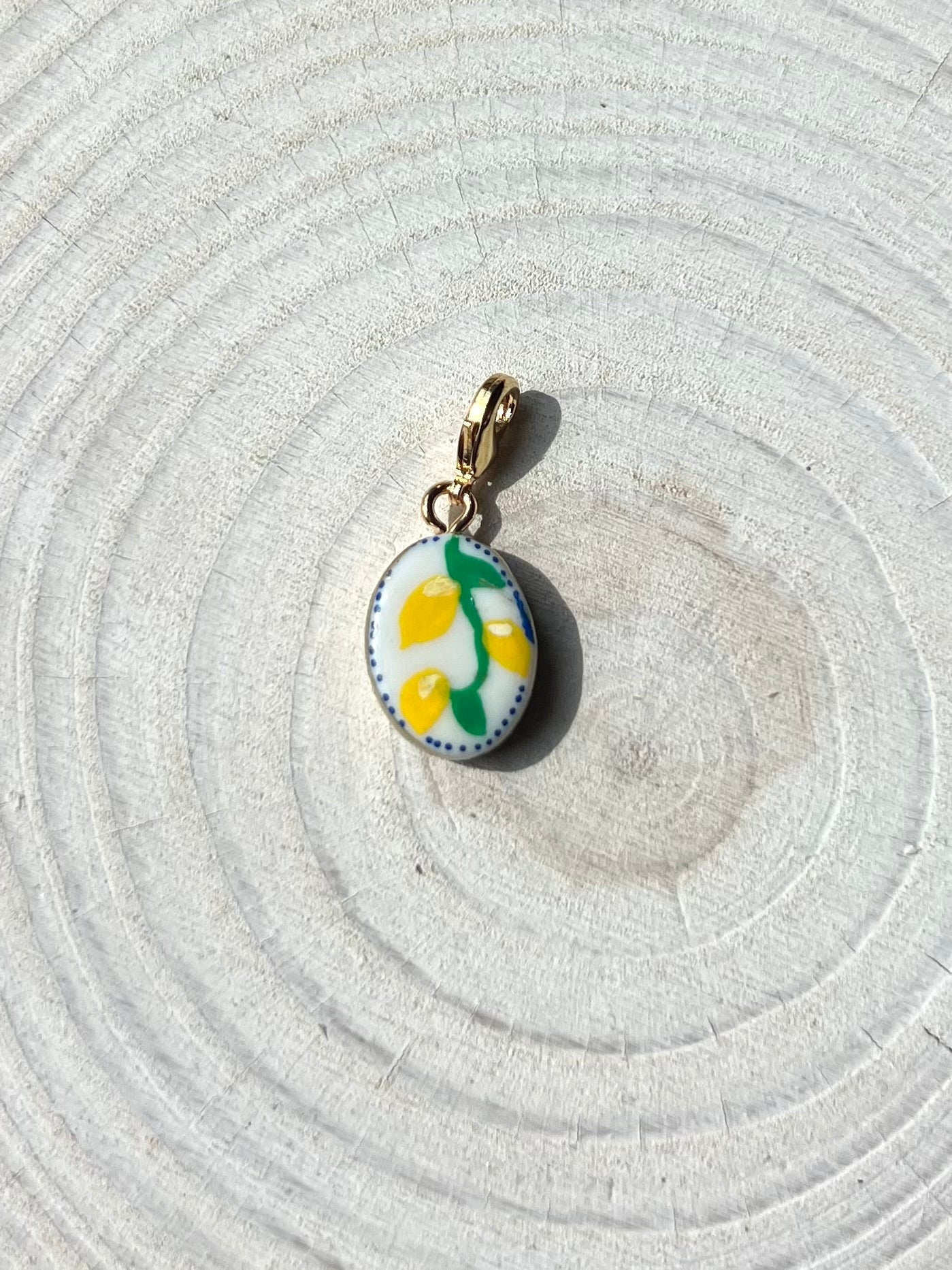Hand painted charms - Golden sides