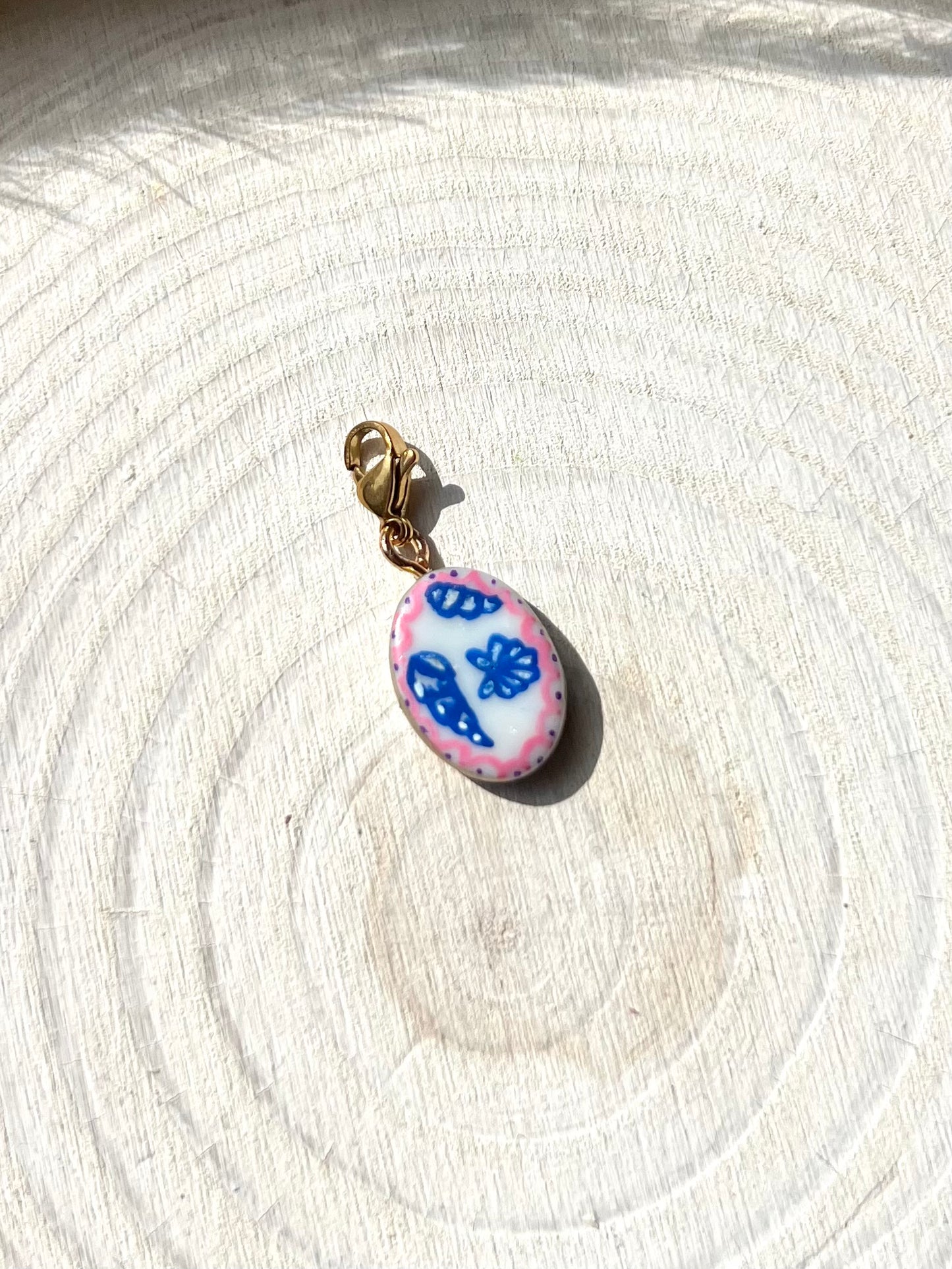 Hand painted charms - Golden sides