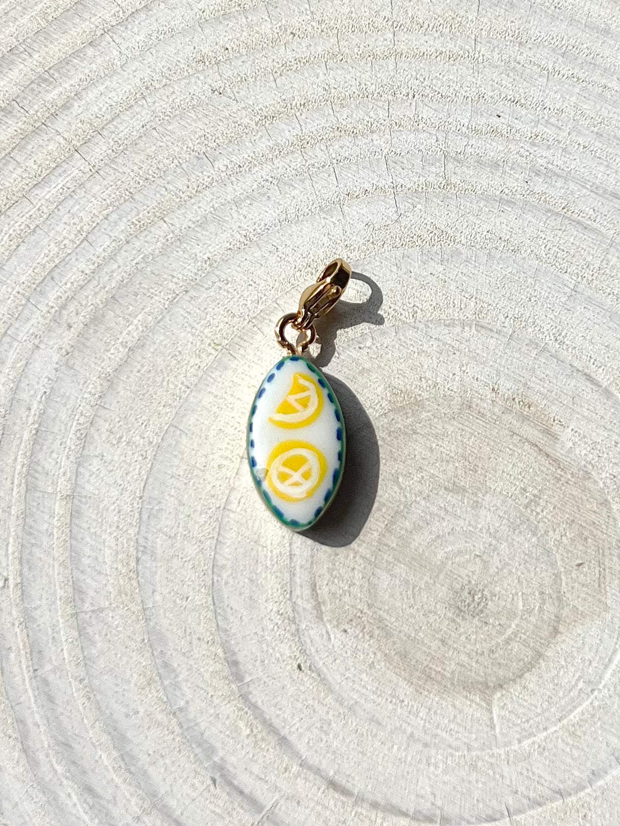 Hand painted charms - Golden sides