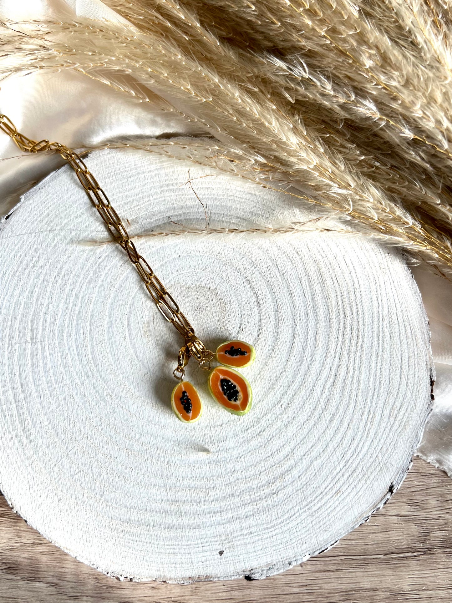 Papaya trio - charm necklace