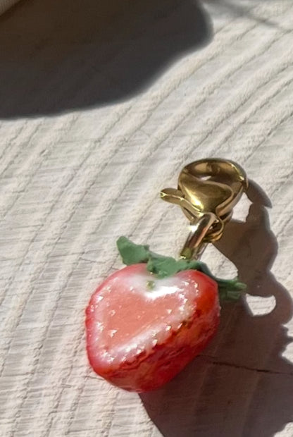 Small charm - fruits/veg etc. ( gold attachments)
