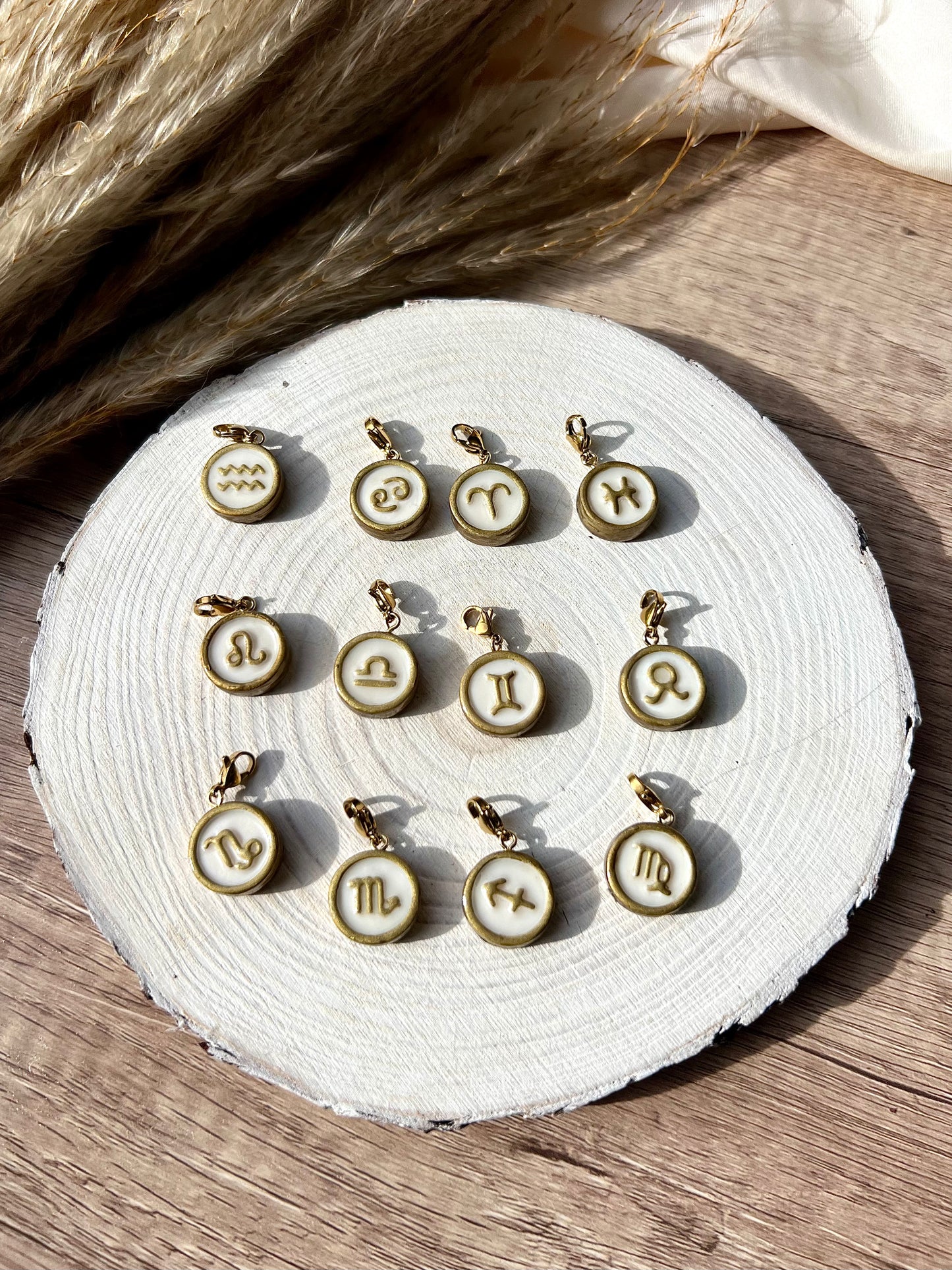 Horoscope charms - Gold