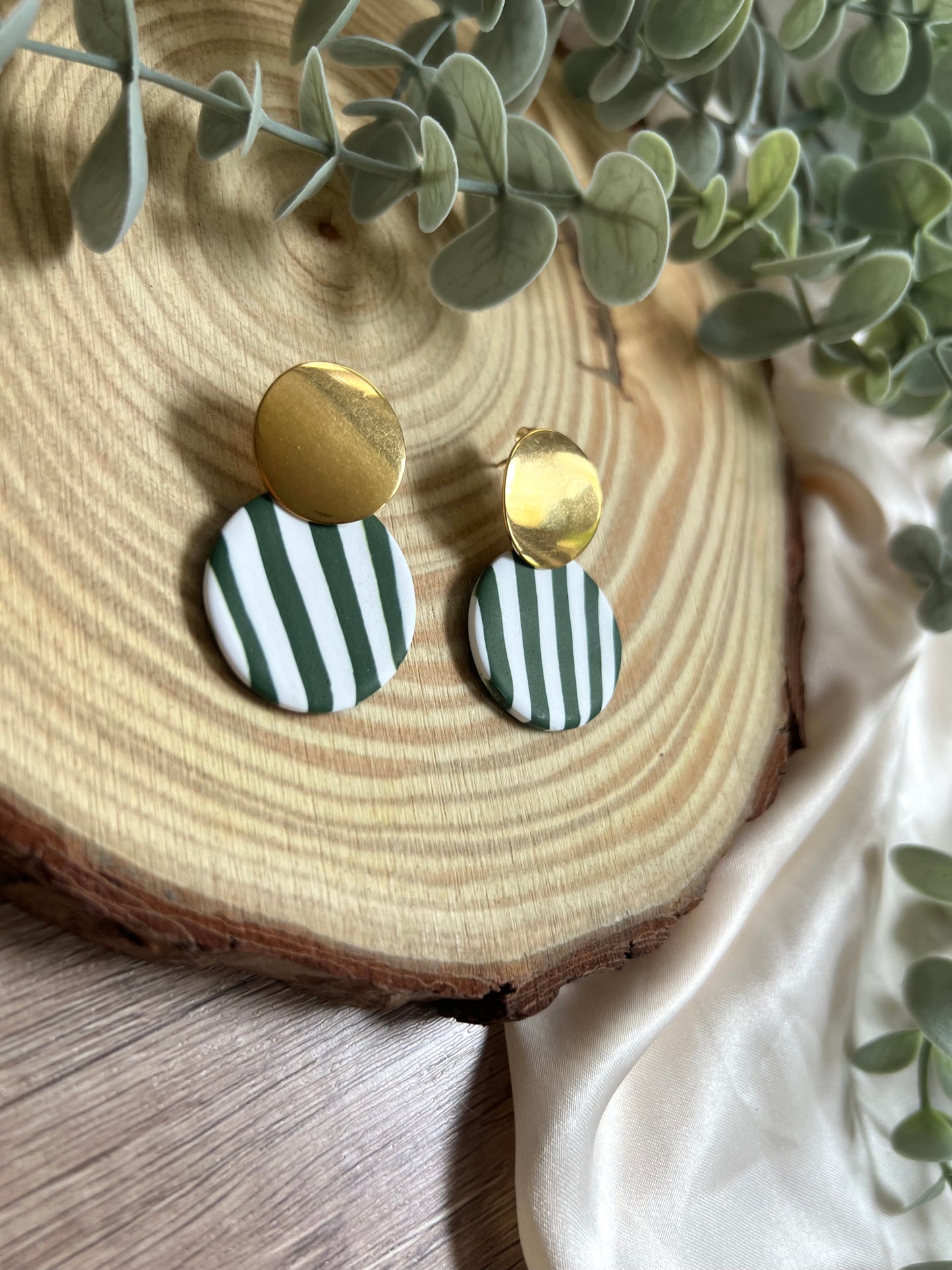 Gold plated stud and clay circle earrings